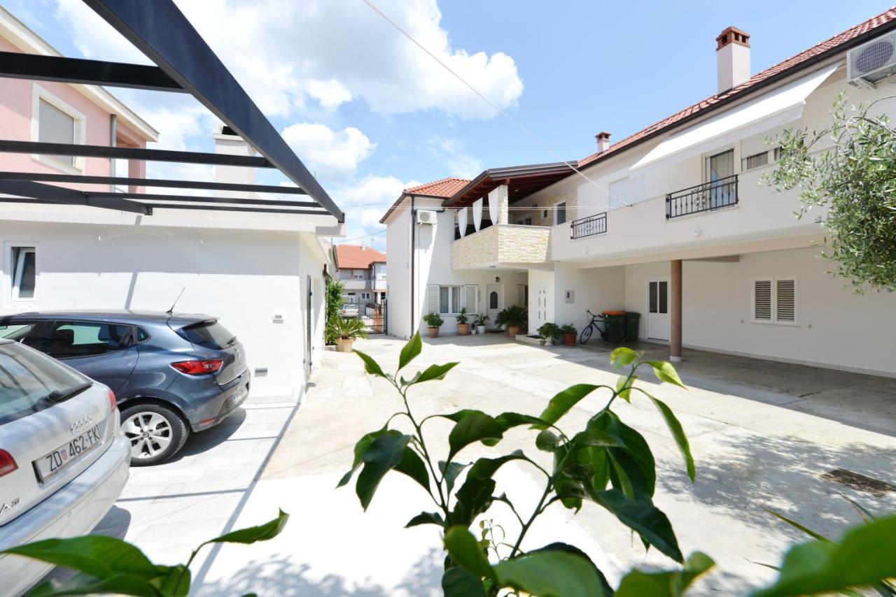 Lorena Apartment Zadar Buitenkant foto