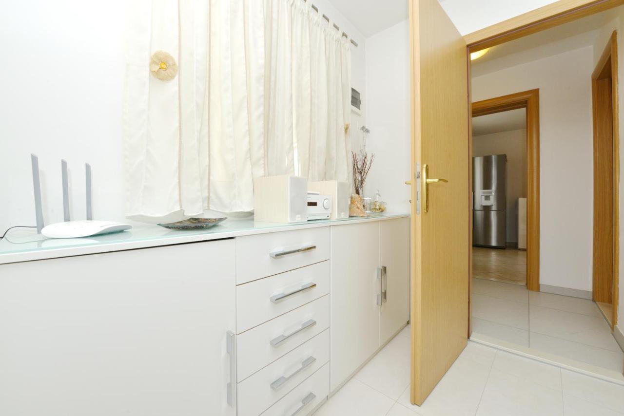 Lorena Apartment Zadar Buitenkant foto