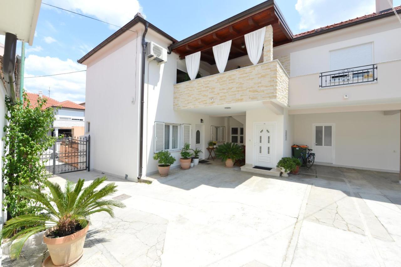 Lorena Apartment Zadar Buitenkant foto